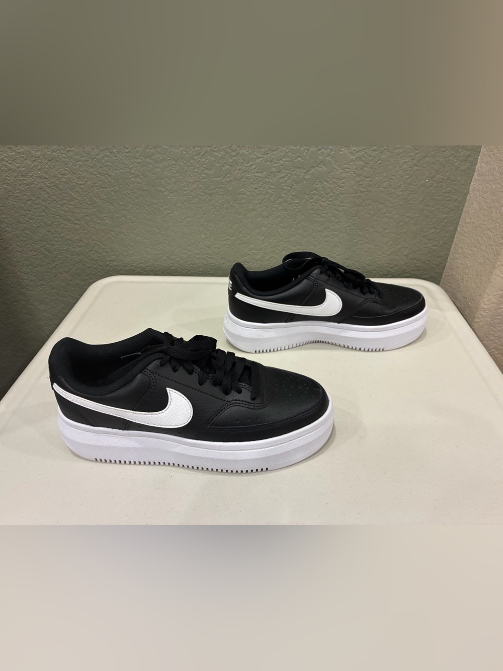 Nike Court Vision Alta DM0113-002 Black White Leather Low Top Sneaker Size 8